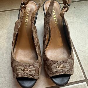Coach Tan/Brown Signature Peep-Toe Slingback Heels